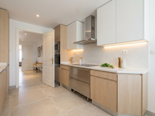 Kitchen virtually restyled — before and after